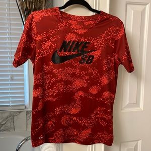 3/$20 Boys Nike Dry-Fit